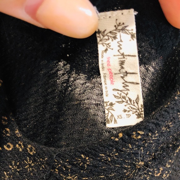 Free People Black & Gold Printed Tunic - XS - Picture 4 of 4